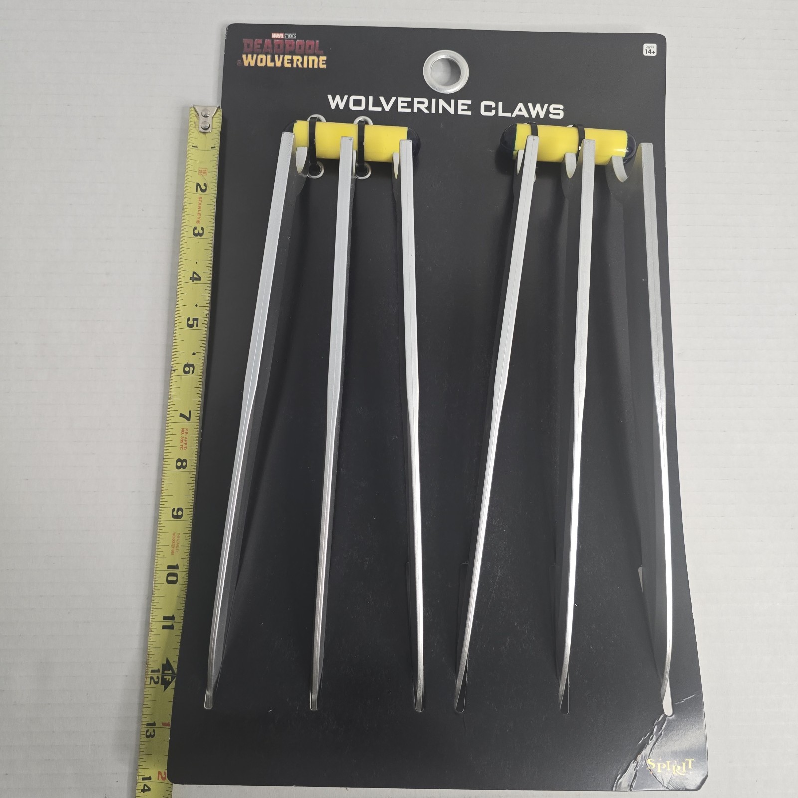Spirit Halloween Marvel Deadpool & Wolverine Wolverine Claws New