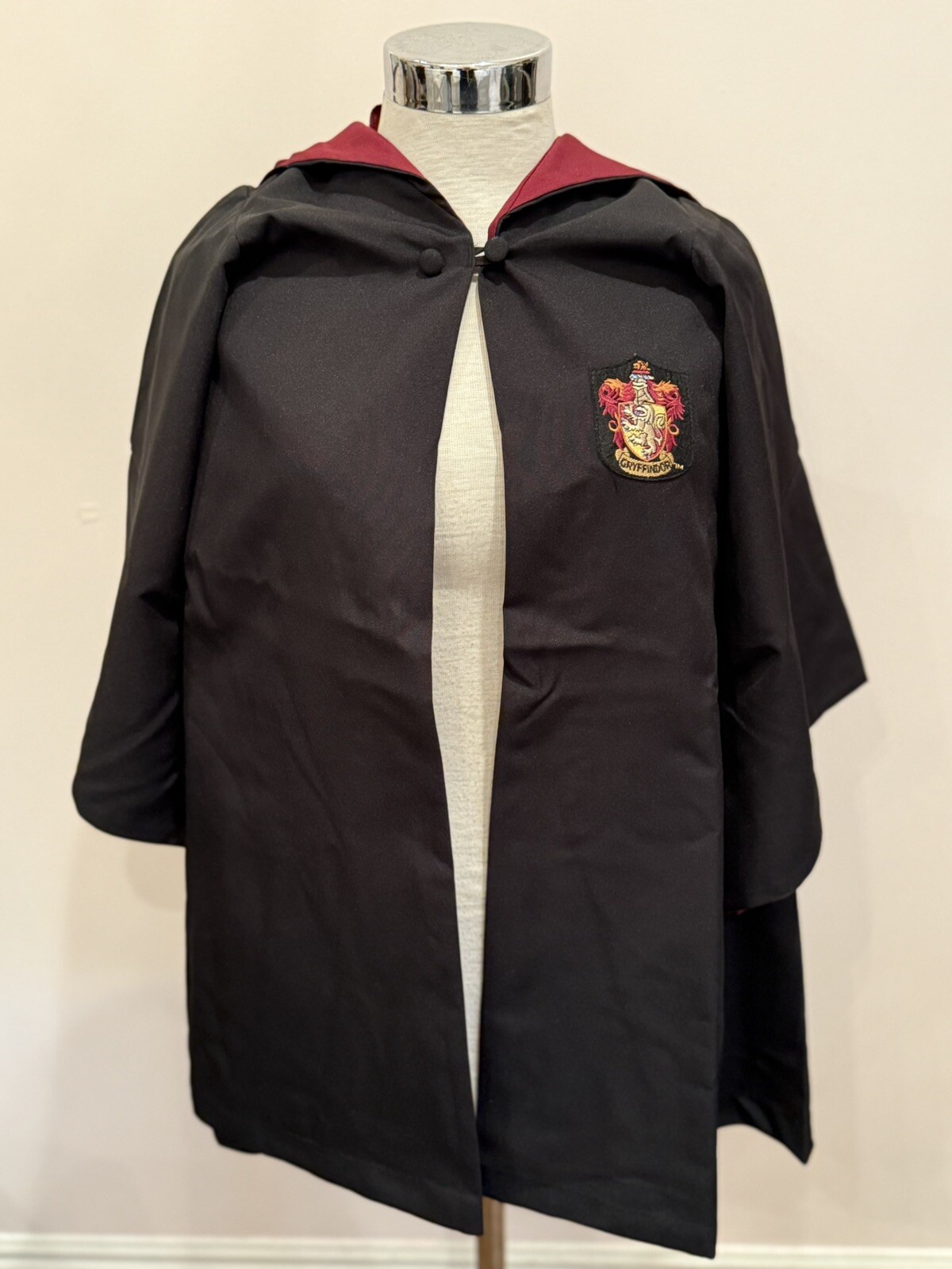 NEW Harry Potter Universal Studios Gryffindor Robe Costume Kids Size Small XXS