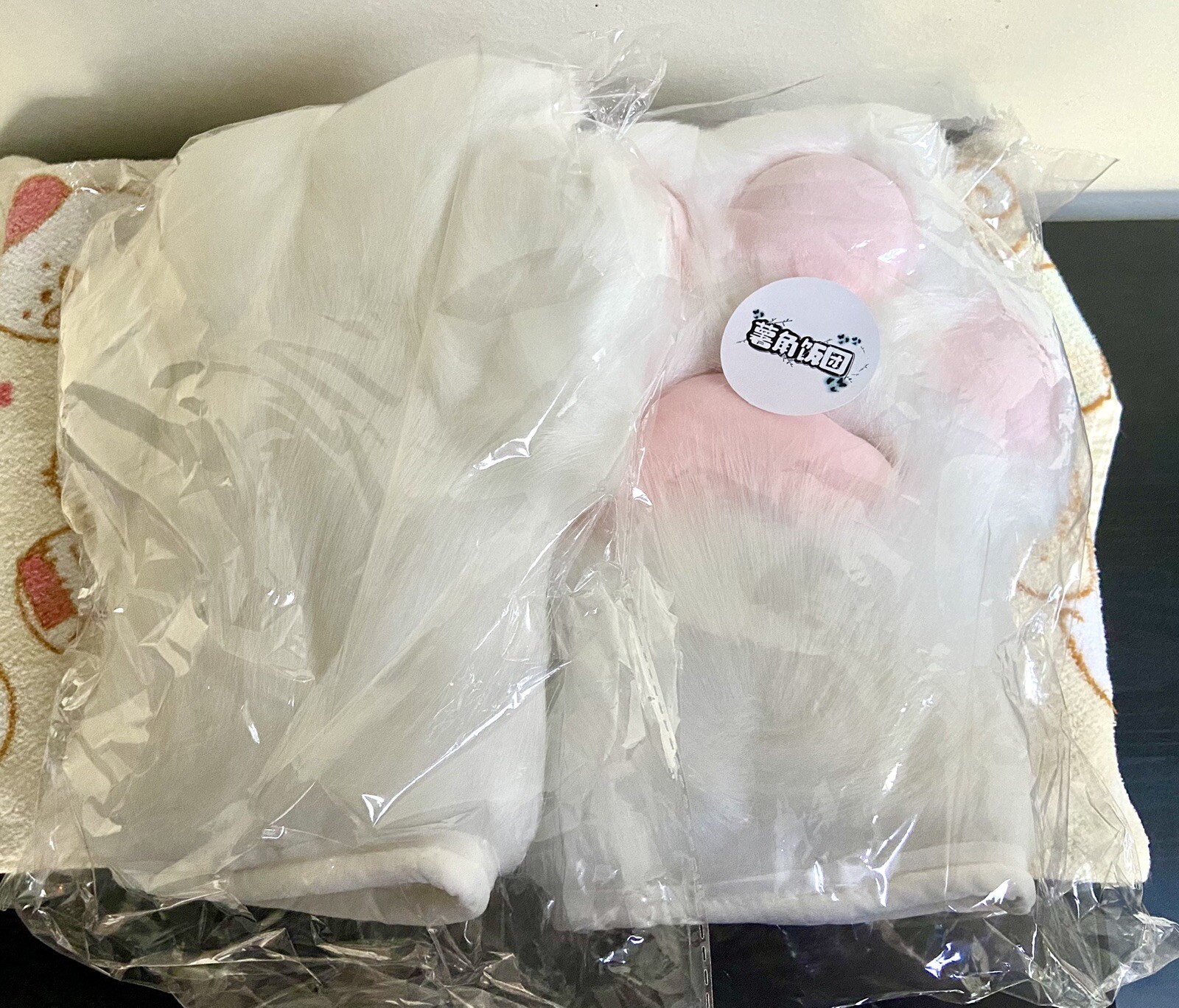 Dokidoki Kigurumi Fursuit “y2kmedic” Head + Paws