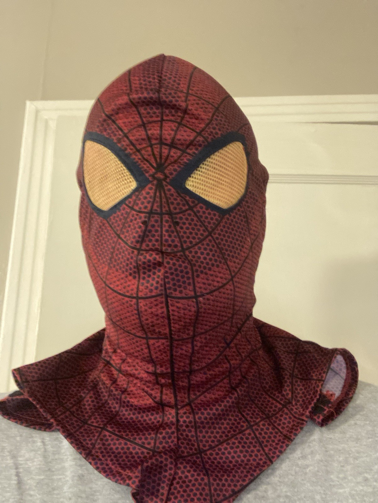 Spider-Man 2012 Walmart XL Costume with Mask and Beefed Up Abbs and More