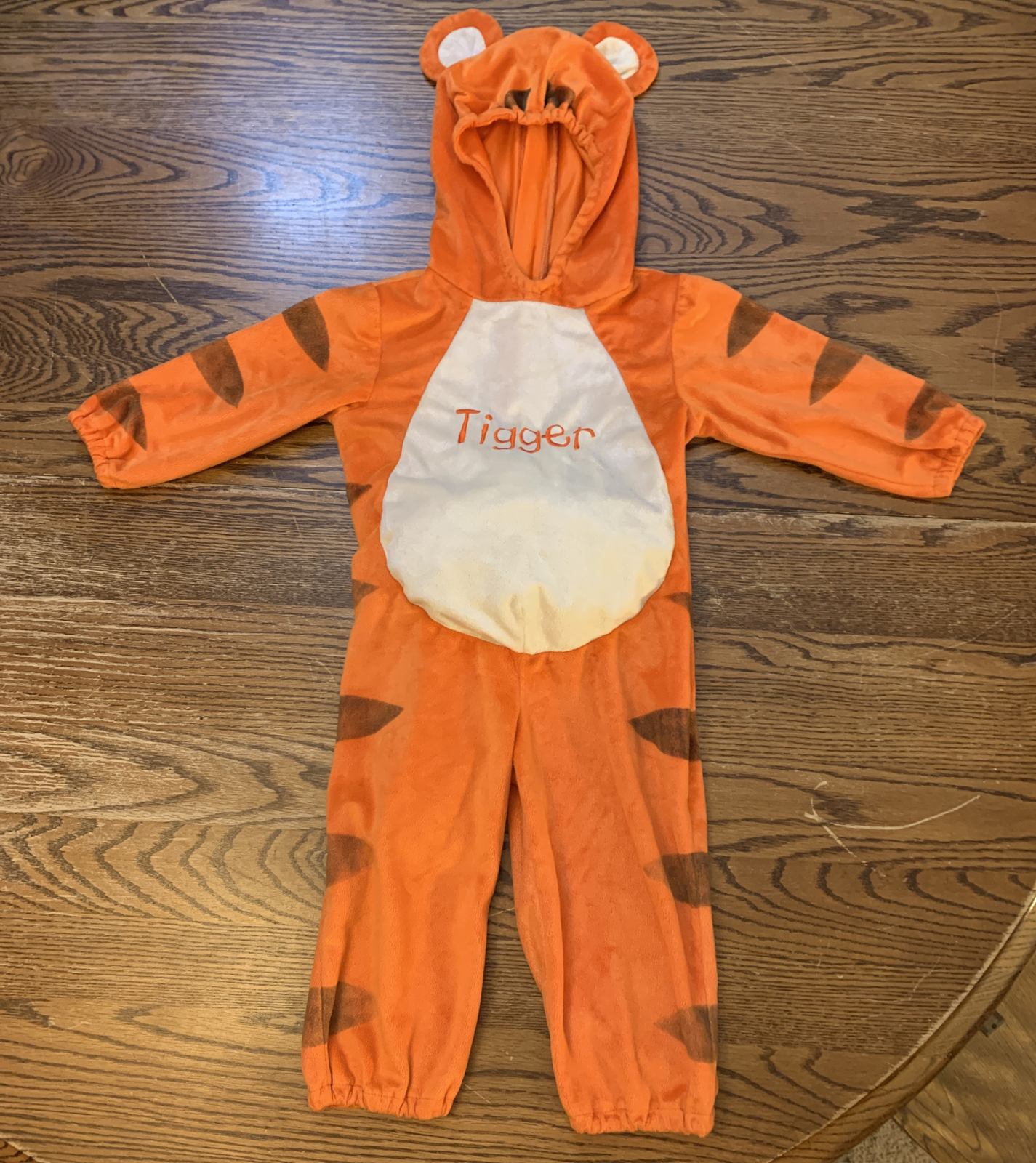 Disney Toys R Us Tigger Costume With Padded Belly/Size: 24 Months/100% Polyester