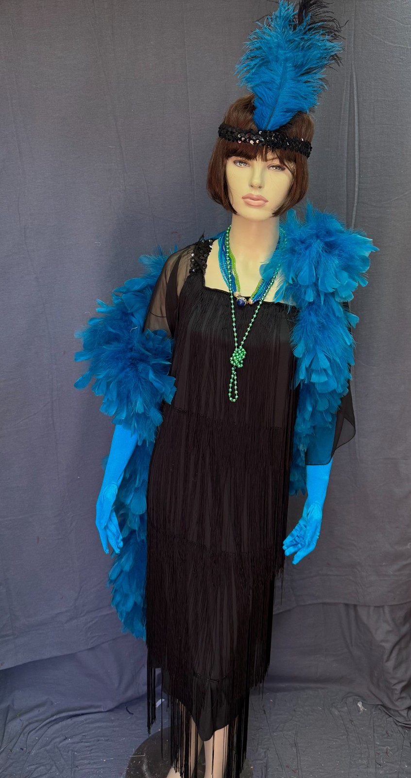 “Great quality” Black flapper with turquoise boa- Adult “one size fits most”