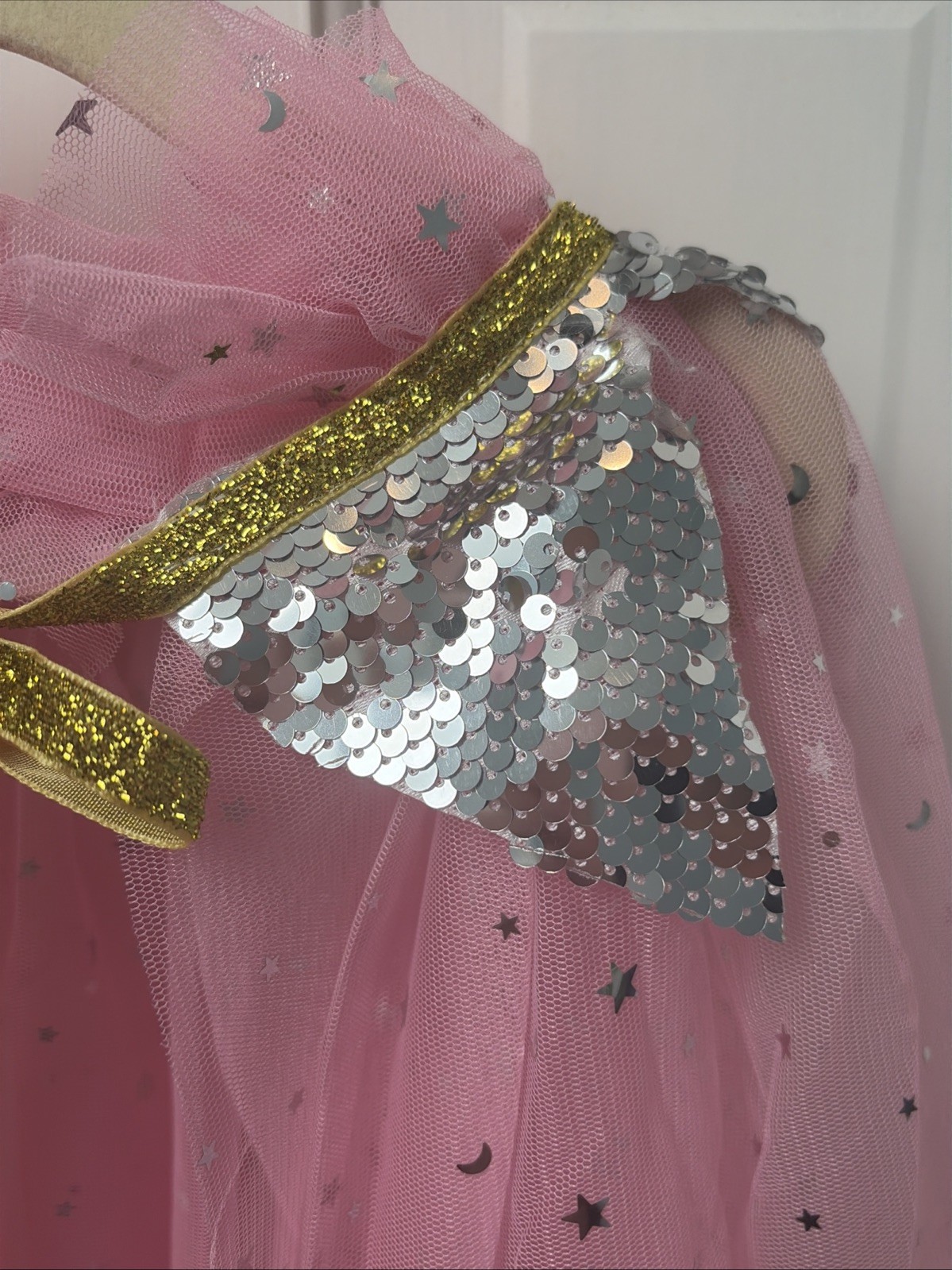 Sweet Wink and Unbranded Dress Up Princess Capes Lot of 2