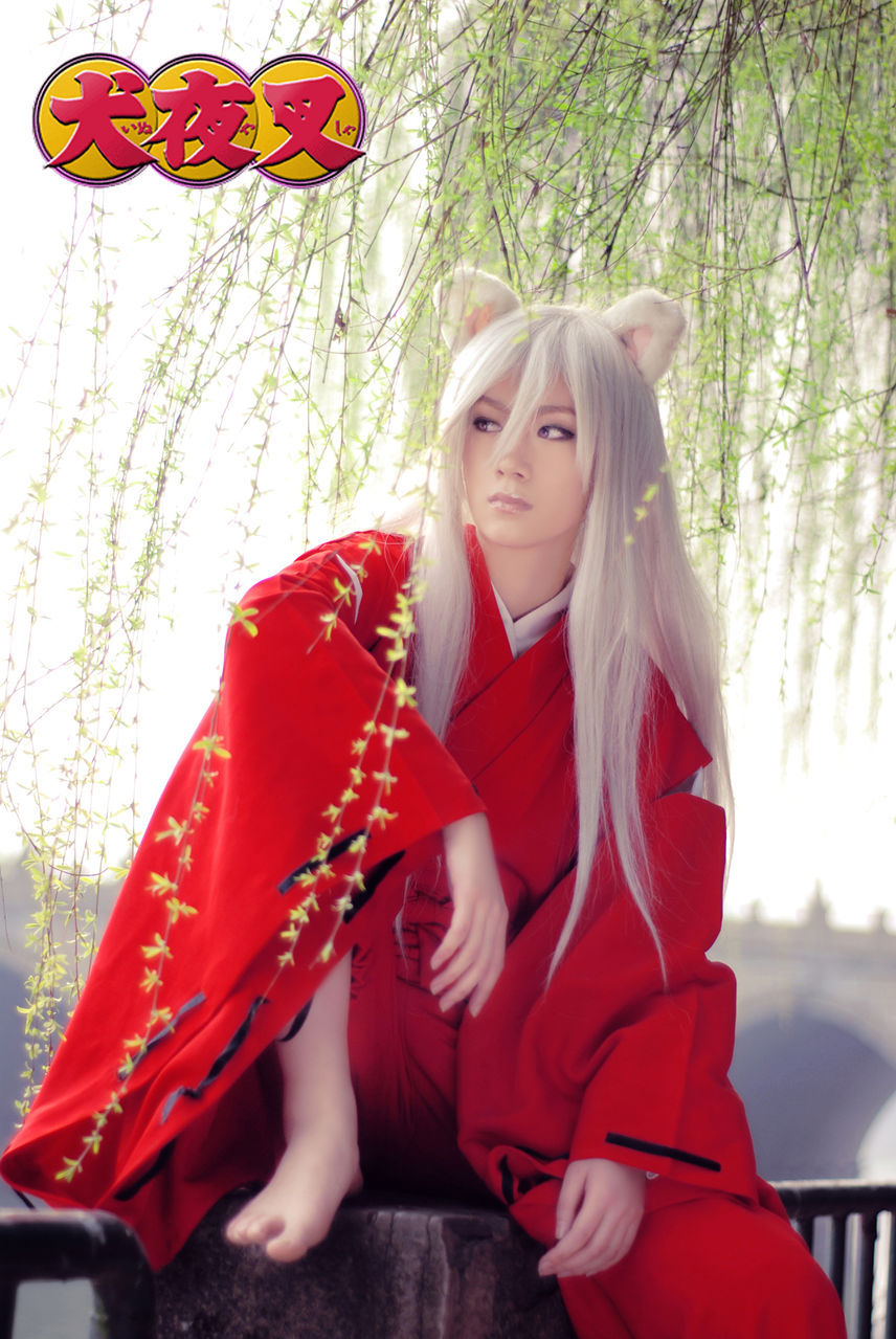 INUYASHA Half Demon Red Kimono Suit Outfit Adult Costume for Cosplay & Halloween