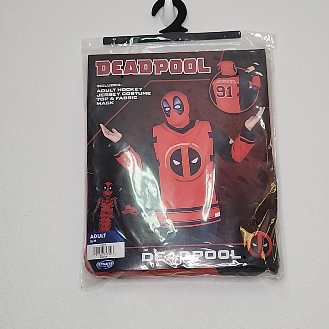 Jazwares Deadpool Hockey Jersey Halloween Cosplay Costume Small/medium Adult NEW