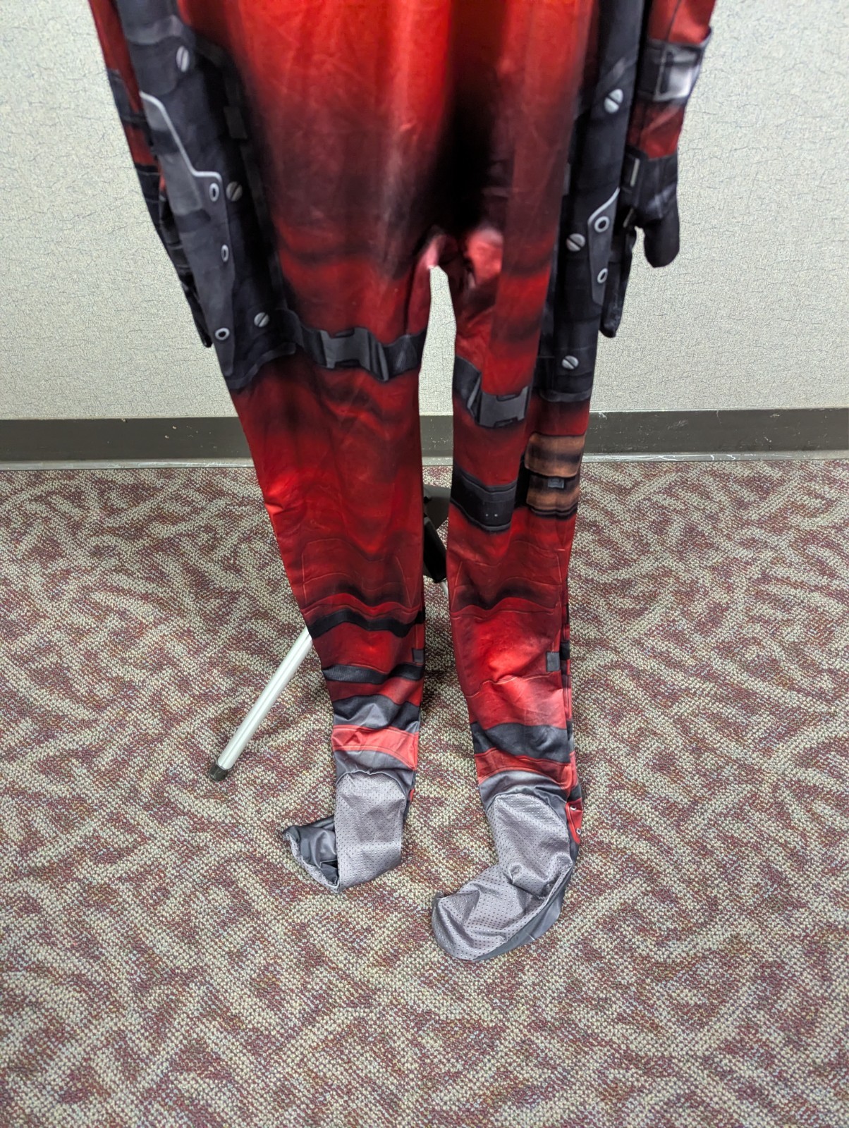 Jazwares Marvel Deadpool Adult Costume Standard Size Small Cosplay Halloween