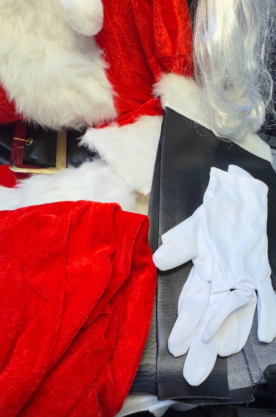 Santa Suit Costume Beard Wig Hat Boot Covers Pants Jacket Belt Gloves Sz 40 Up