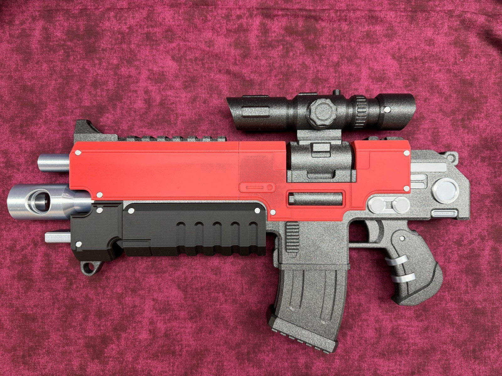 Bolt Rifle Inspired Cosplay Prop 3D Printed Warhammer 40k Compatible – Bolter