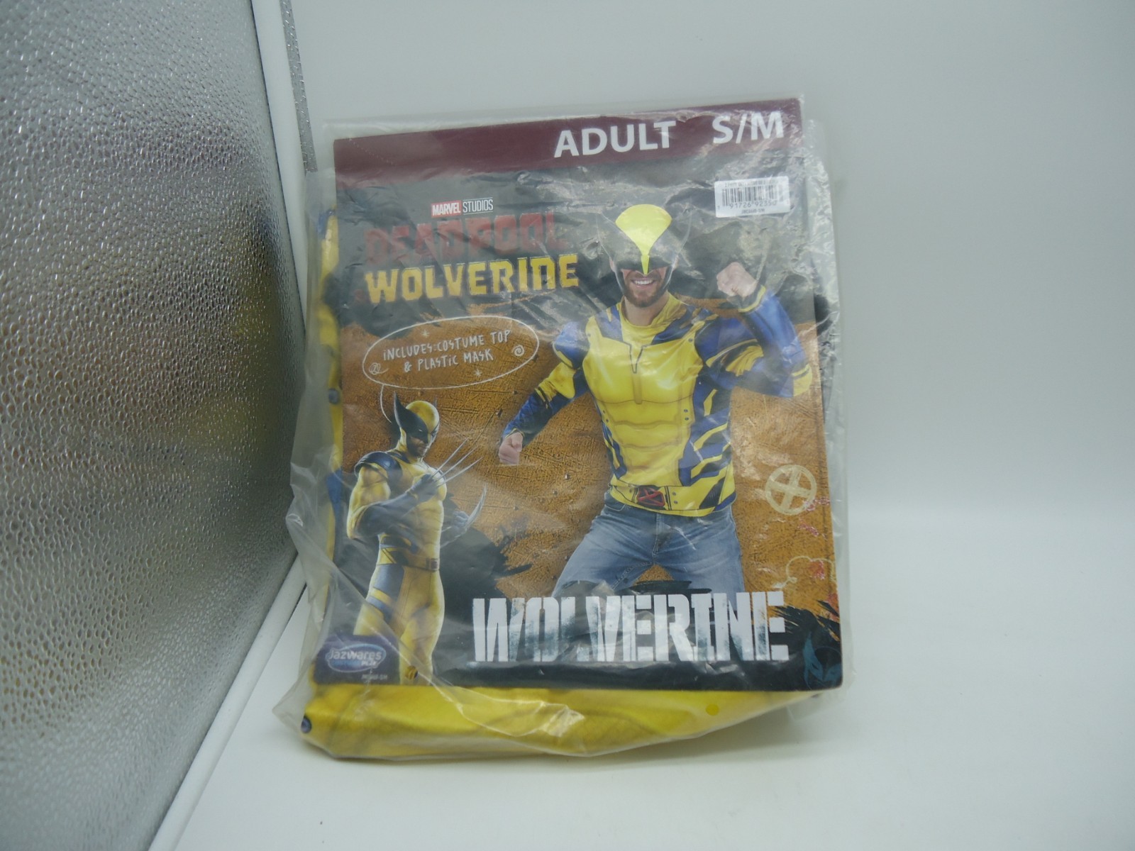 Jazwares Marvel Wolverine Halloween Costume Top and Mask For Adults S/M