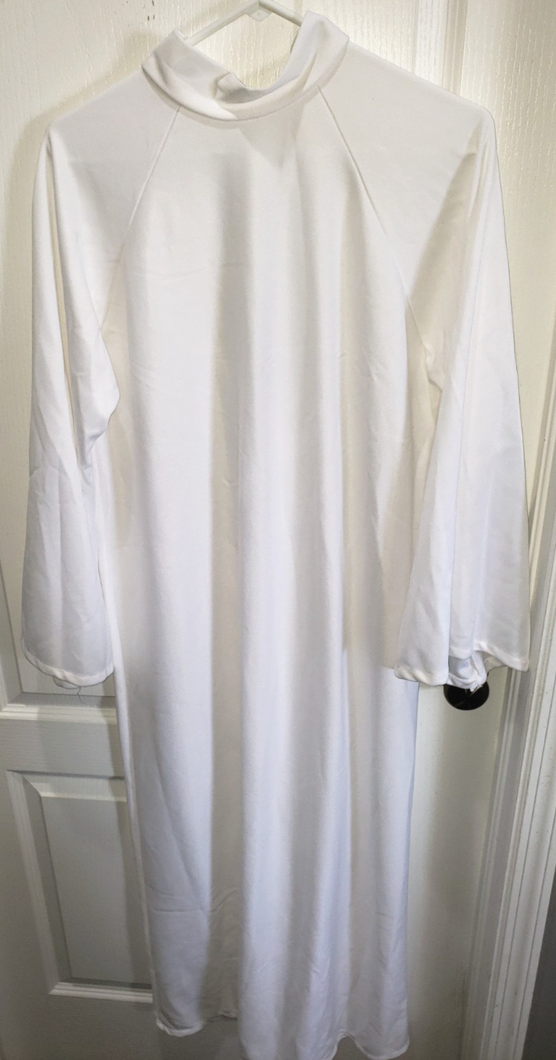 boys ALL WHITE HALLOWEEN COSTUME GOWN one size regular 14/16? collar munk?
