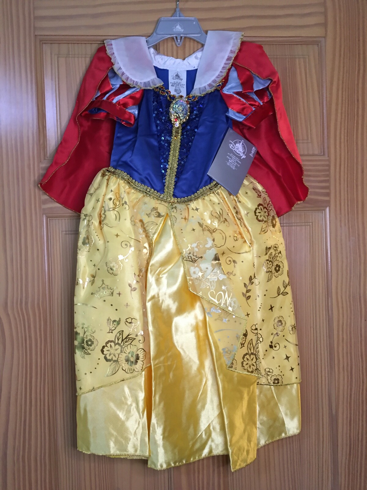 NWT Disney Store Snow White Costume Girls Dress up 4,5/6,7/8