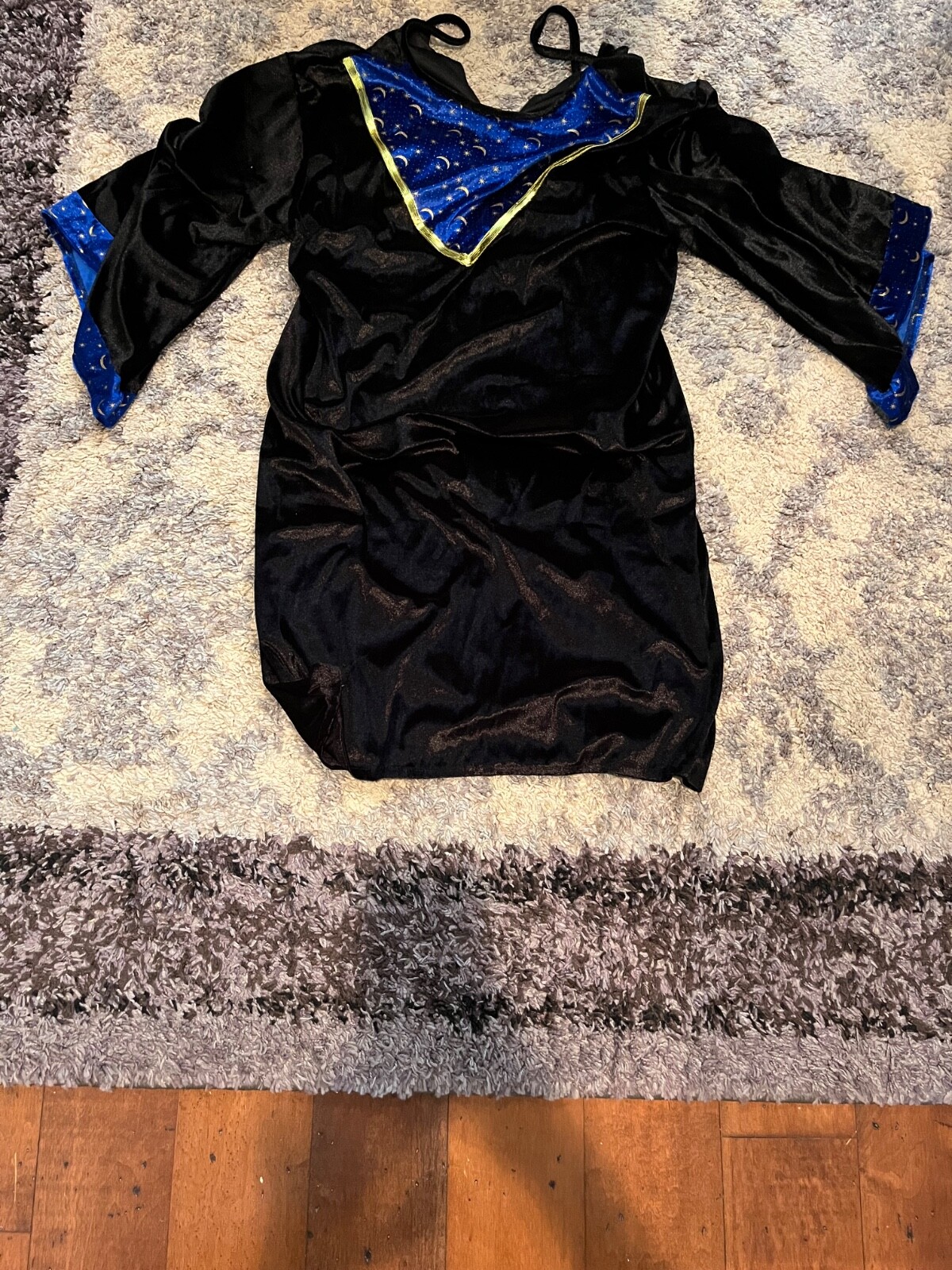 RG Costumes Child’s Black Magic Wizard Costume