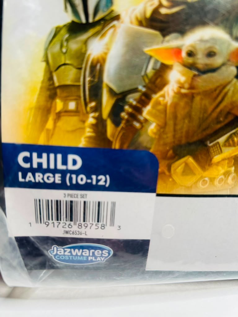 Jazwares Play Star Wars The Mandalorian Child Large Jumpsuit Cape Mask New